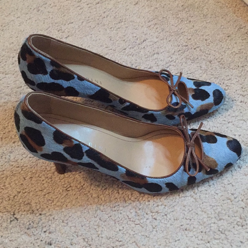 Blue cow print heels Gianni Bini